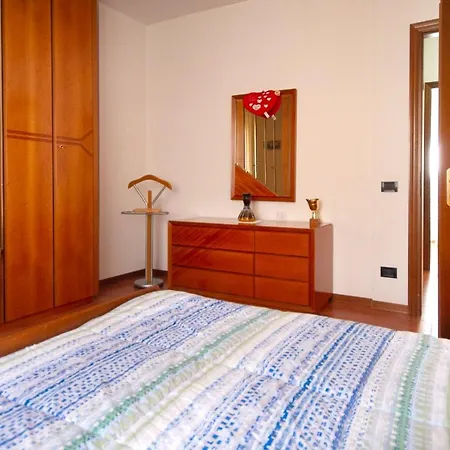 Apartment Via Irlanda Apartment Poggibonsi